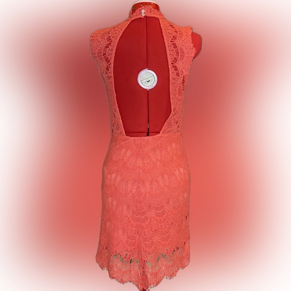 GUC- Free People Intimately Coral Daydream Lace Bodycon, Open Back Dress, Small - Picture 8 of 8